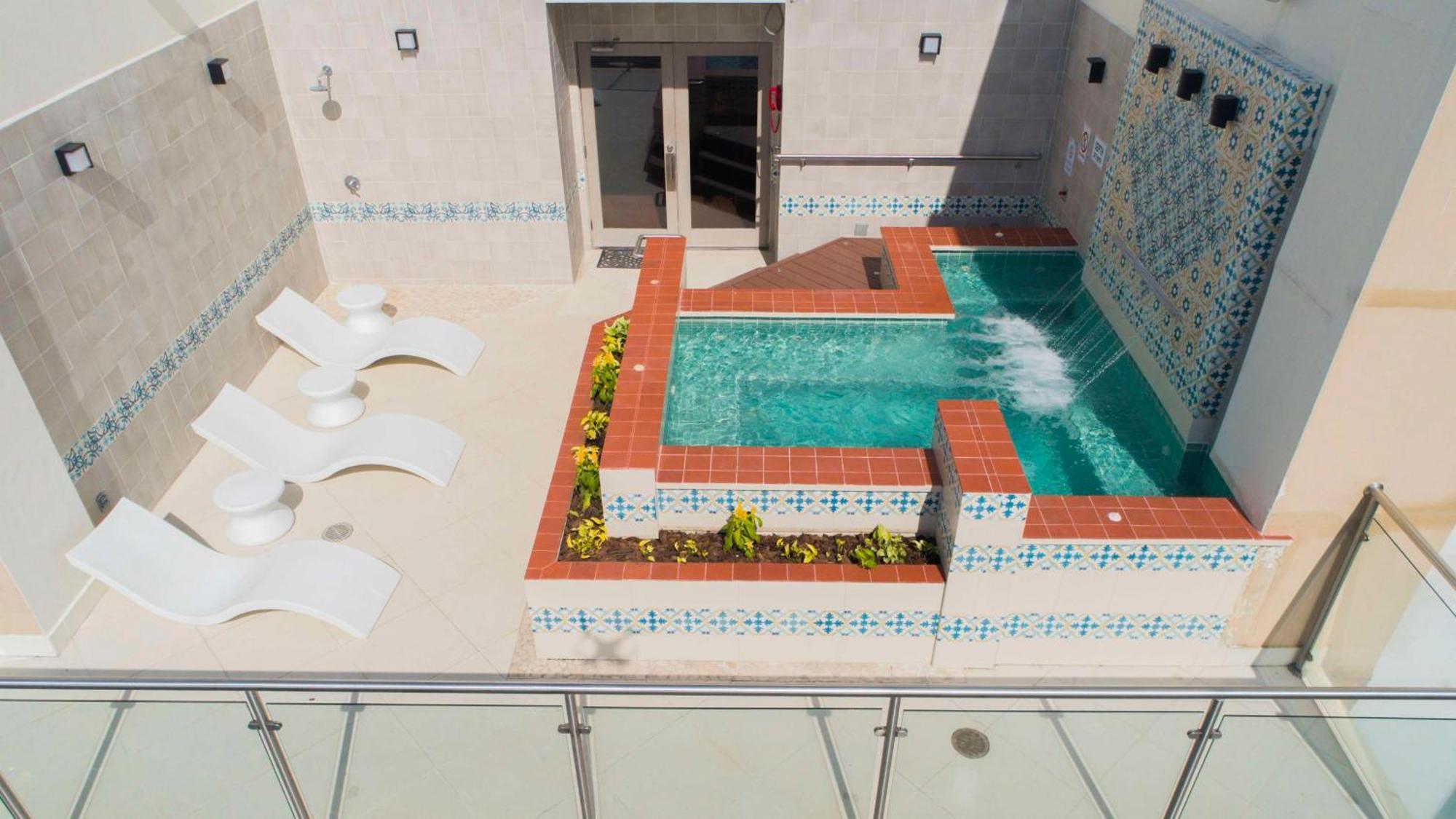 Hilton Garden Inn Panama City Downtown, Panama Экстерьер фото