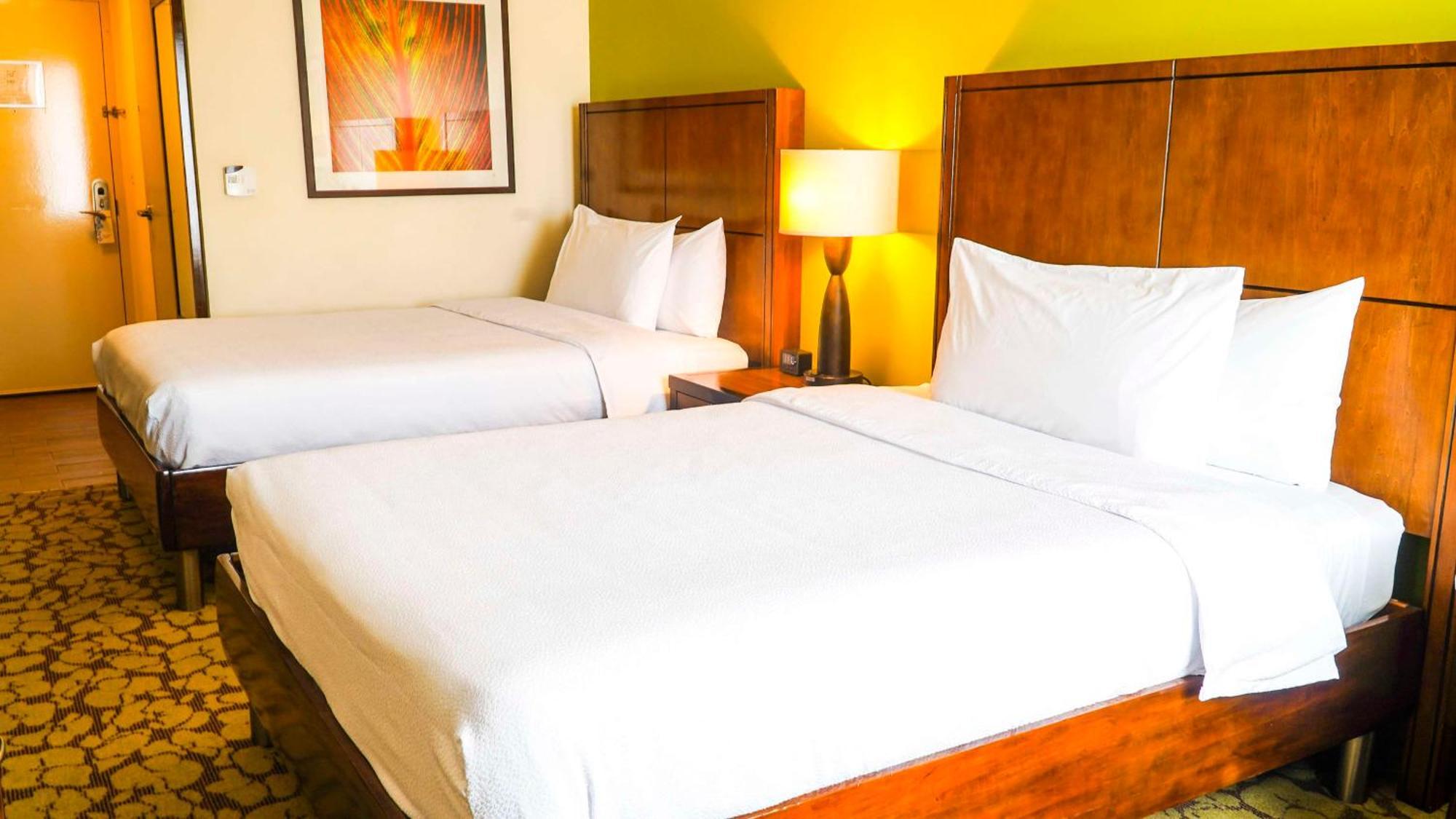 Hilton Garden Inn Panama City Downtown, Panama Экстерьер фото