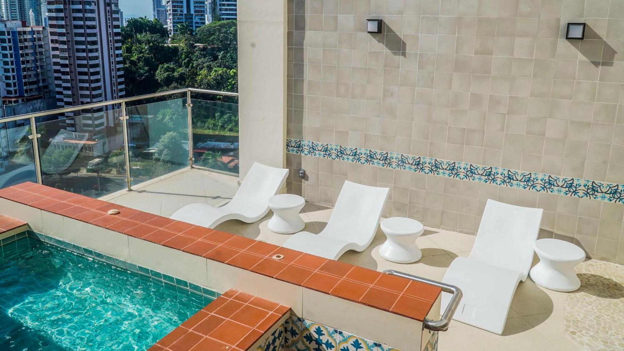 Hilton Garden Inn Panama City Downtown, Panama Экстерьер фото