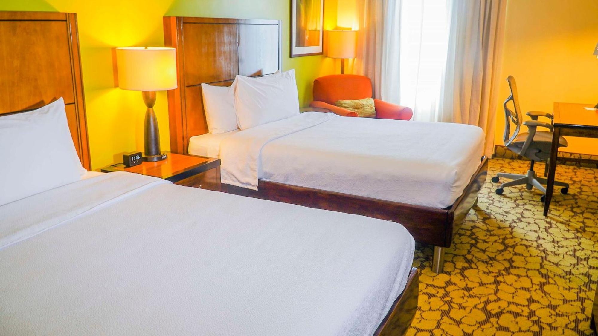 Hilton Garden Inn Panama City Downtown, Panama Экстерьер фото