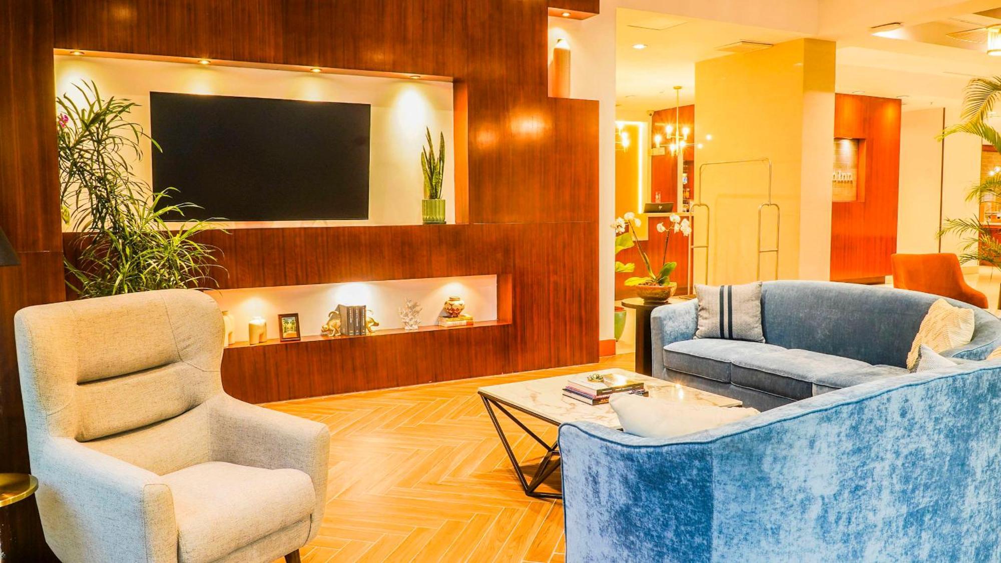 Hilton Garden Inn Panama City Downtown, Panama Экстерьер фото